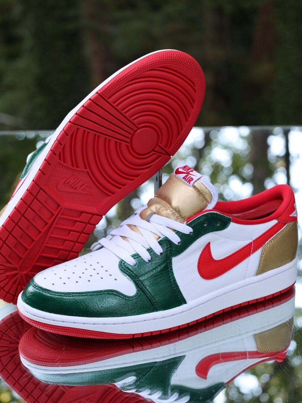 Air Jordan 1 Retro Low OG Red Green Gold - Picture 6 of 15